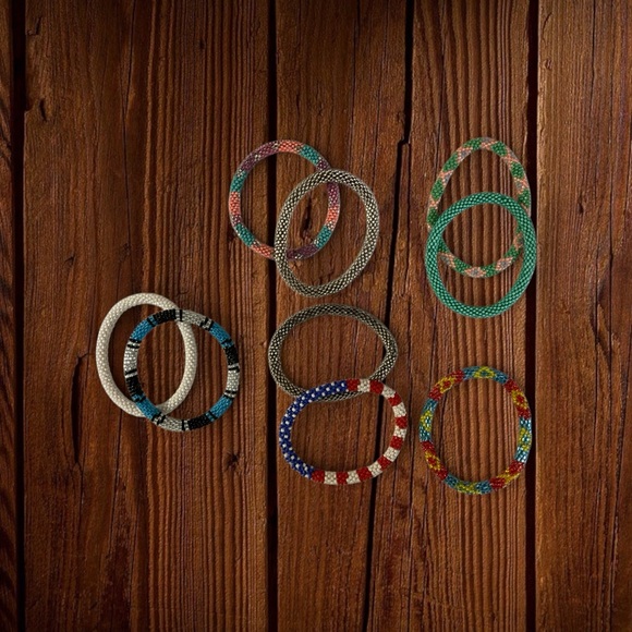 Rollover Colorful Beaded Bracelets Lot of Nine Unisex Contemporary - Picture 3 of 12